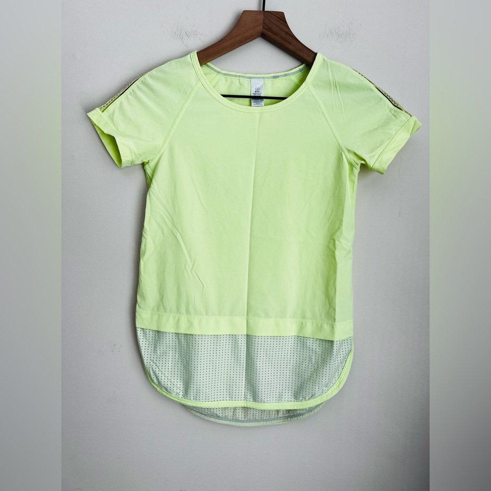 Ivivva by Lululemon girls Run Day Fun Day Mesh Short Sleeve Top tee flowy 10